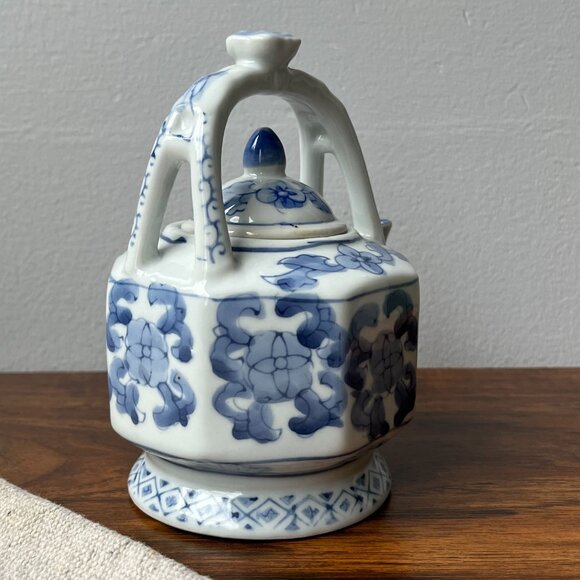 Small Chinese Teapot Blue & White Porcelain Hand Painted Marking Hieroglyphs - Picture 4 of 15